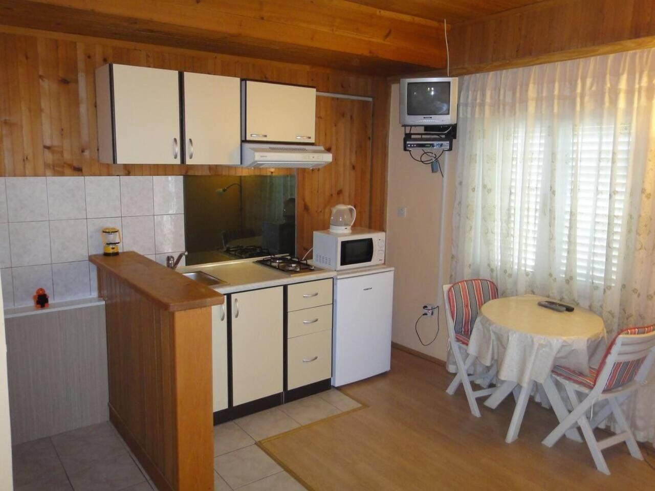 Apartments Antonio Orebić Buitenkant foto